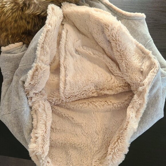 Dylan Clothing Faux Fur Collar Knit Vest Jacket Small Minky Soft Lining - Picture 6 of 10